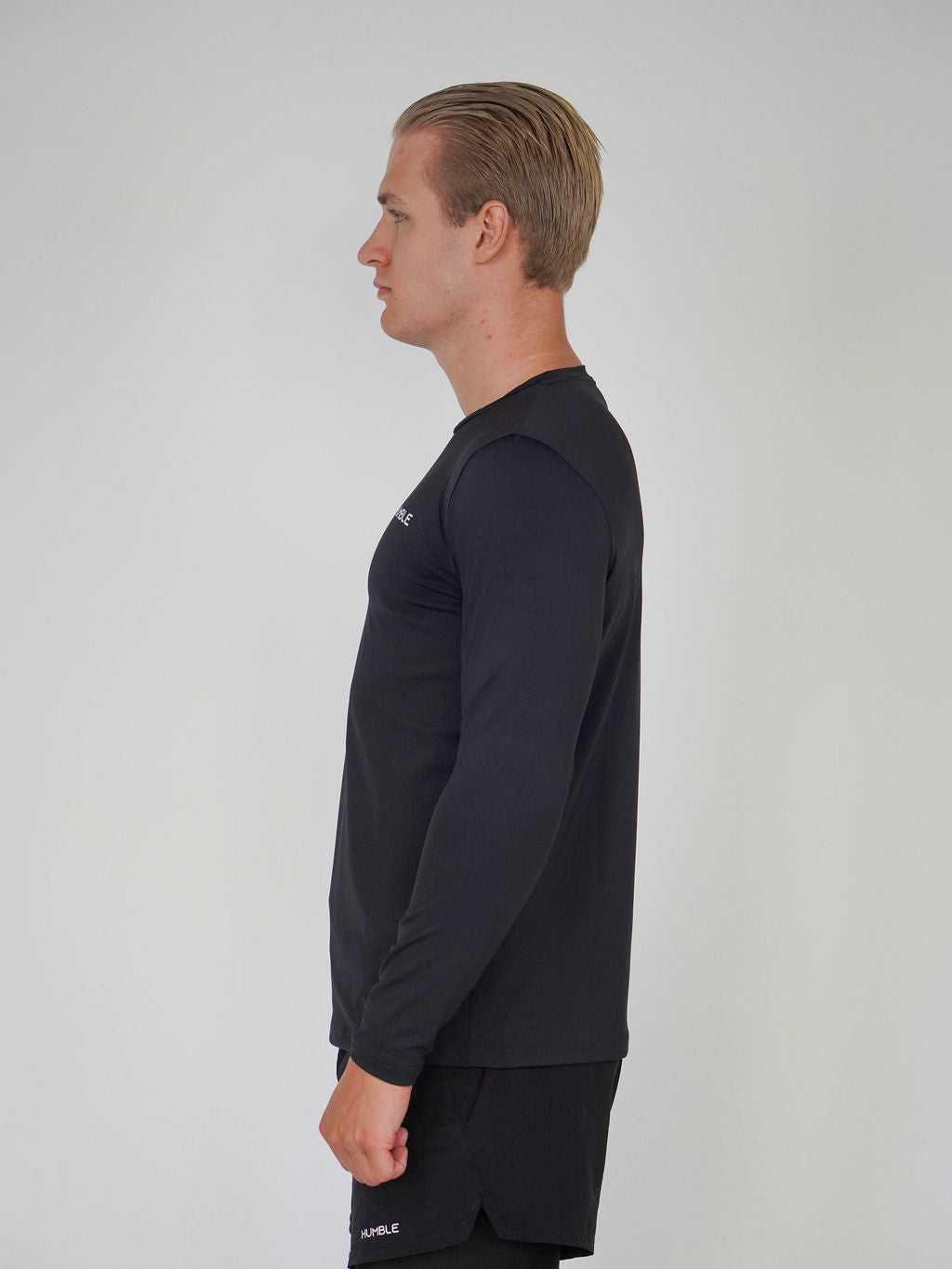 Man i Performance Long Sleeve från Humble Athletics